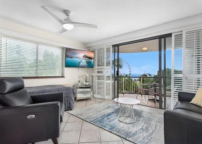 Cairns Esplanade Apartment